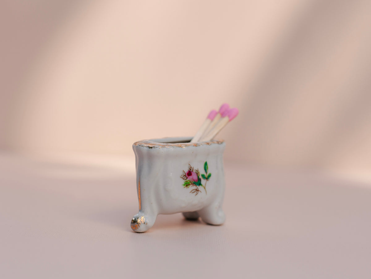 Rosalie Vintage Porcelain Match Holder